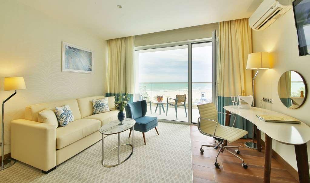 Maritim Hotel Paradise Blue Albena Værelse billede